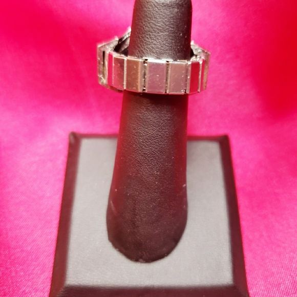 Beautiful Ring/Watch - Picture 3 of 5